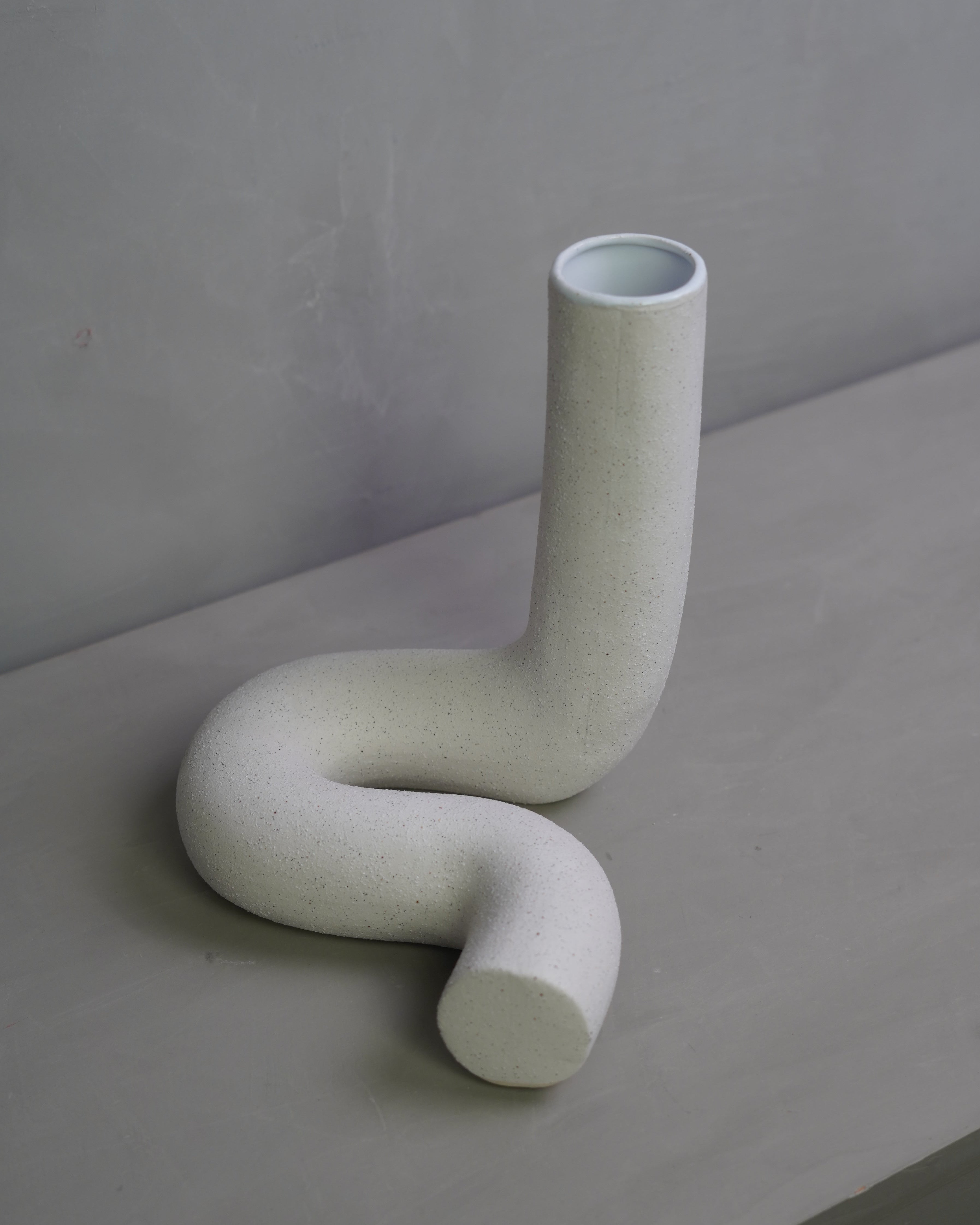 Ceramic twisted object - Matte White