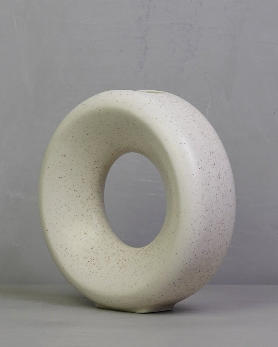 HK LIVING Ceramic Circle Vase M - White Speckled