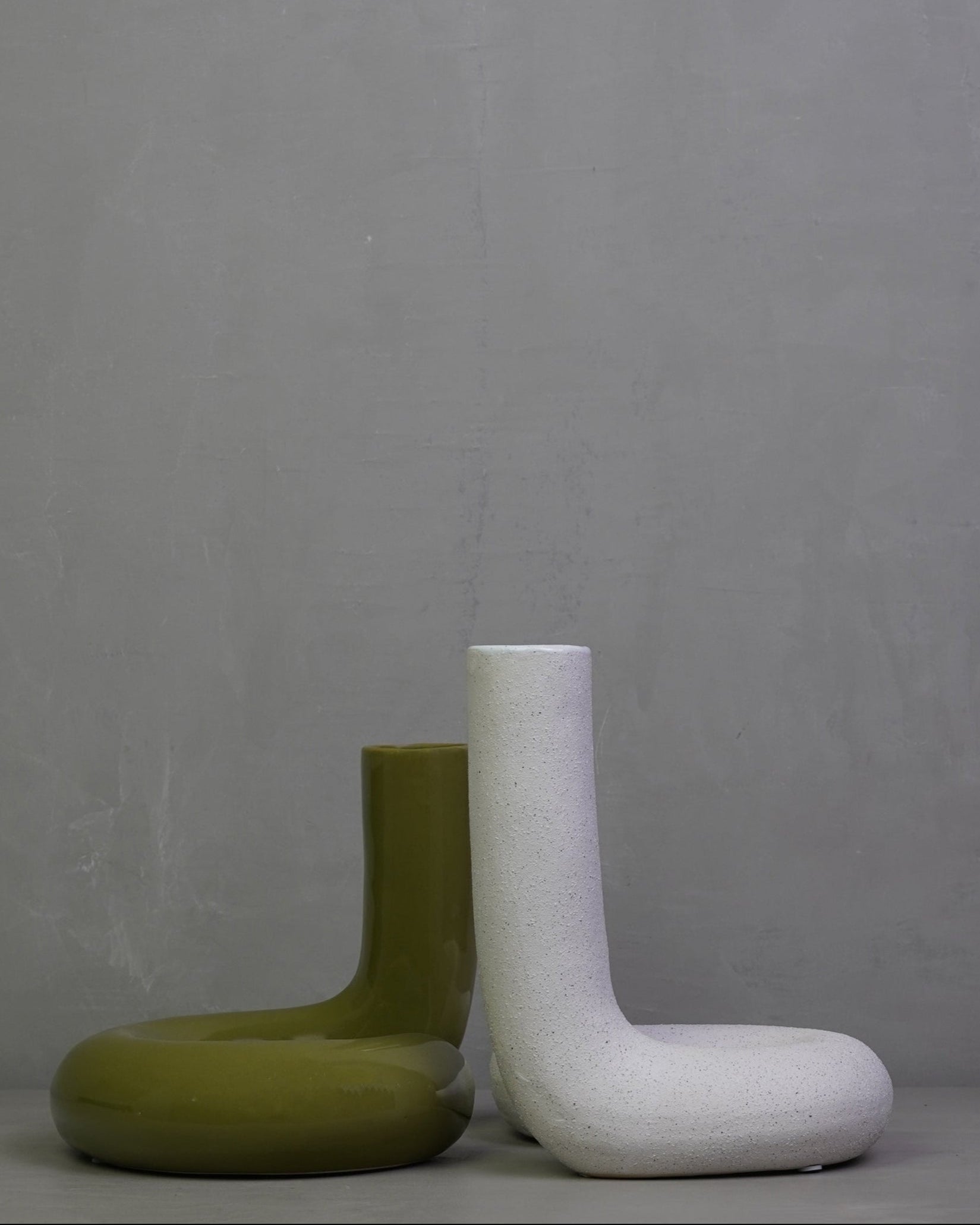 Ceramic twisted object - Matte White