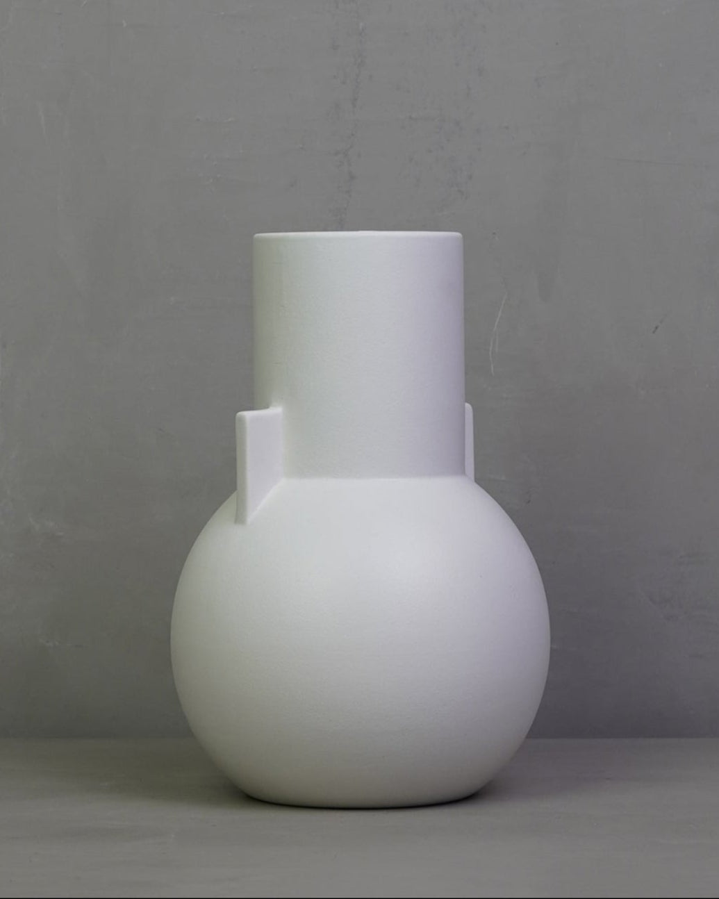 Matt White Vase Short