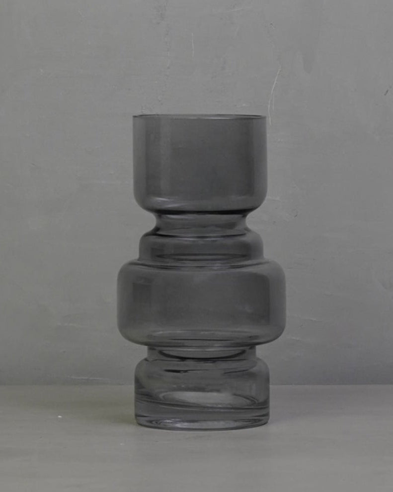 Vase Courtly Medium Dark Grey