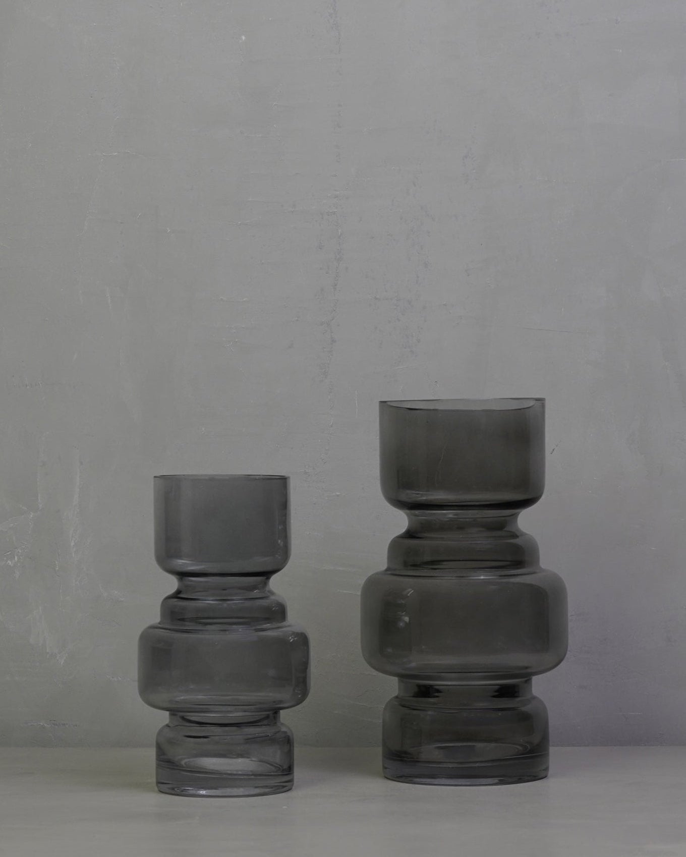 PT - Vase Courtly Large Dark Grey