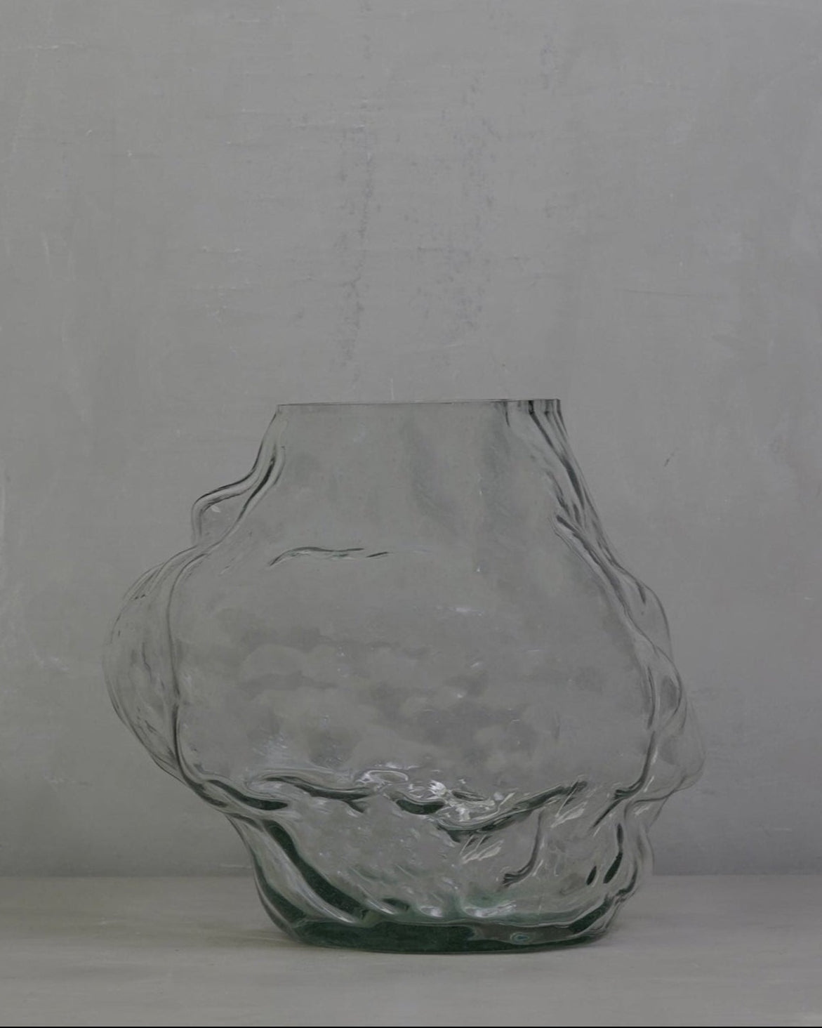 Cloud Vase Low
