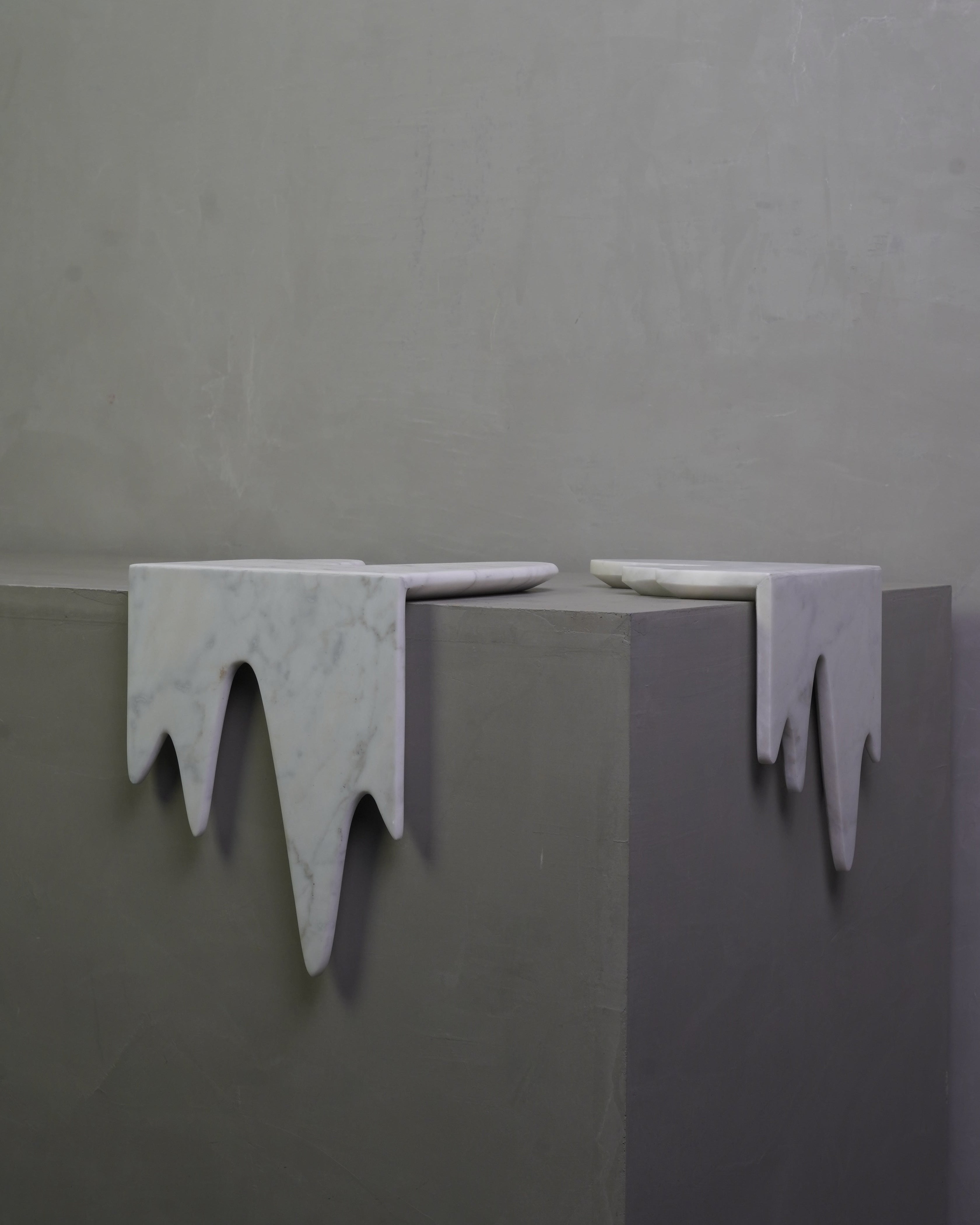 KORT Liquid Small- white Marble