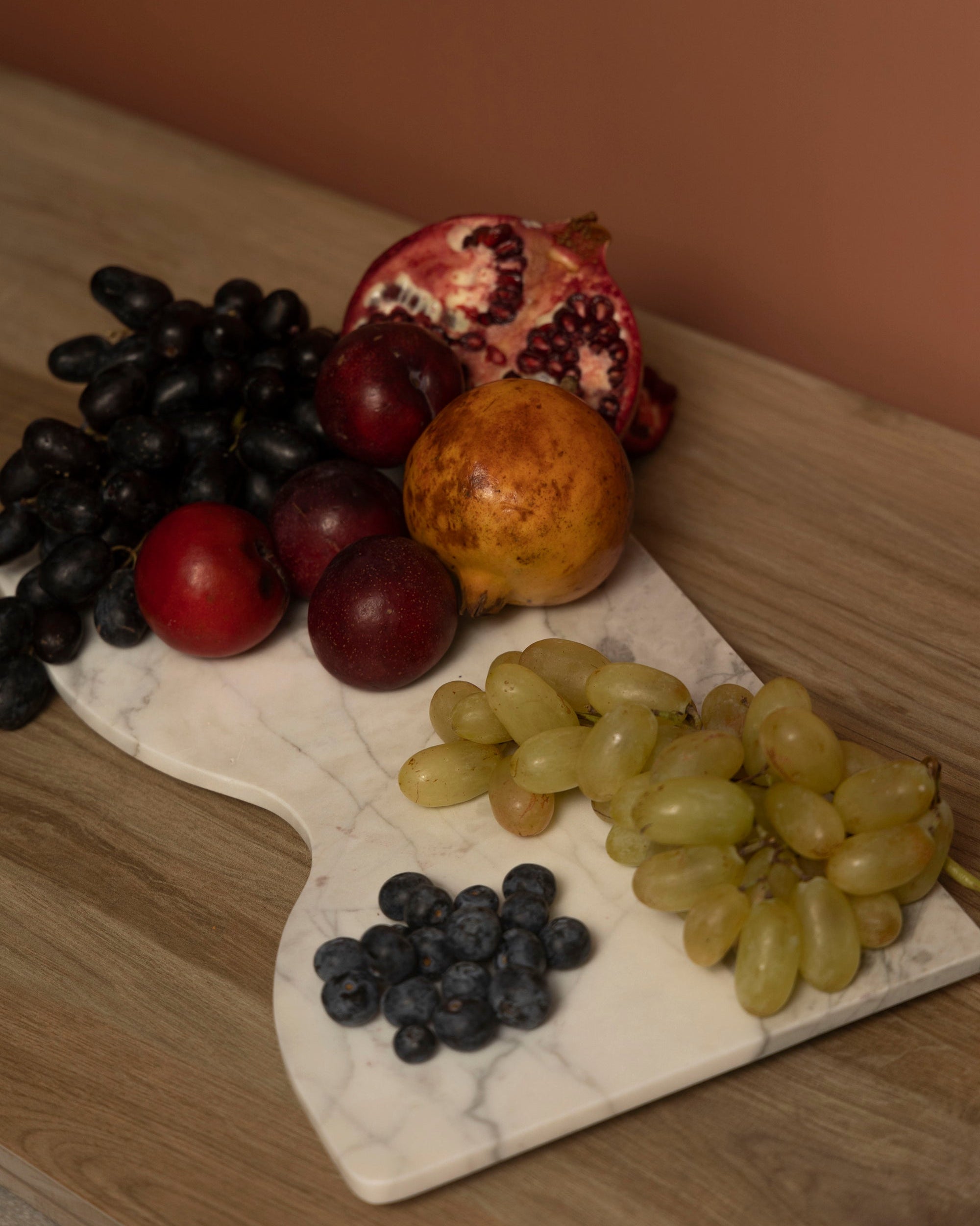 KORT Pommegranate Board - Marble