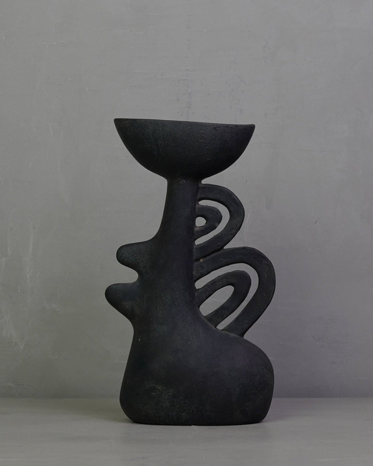Myrrh Totem – Obsidian Smoke