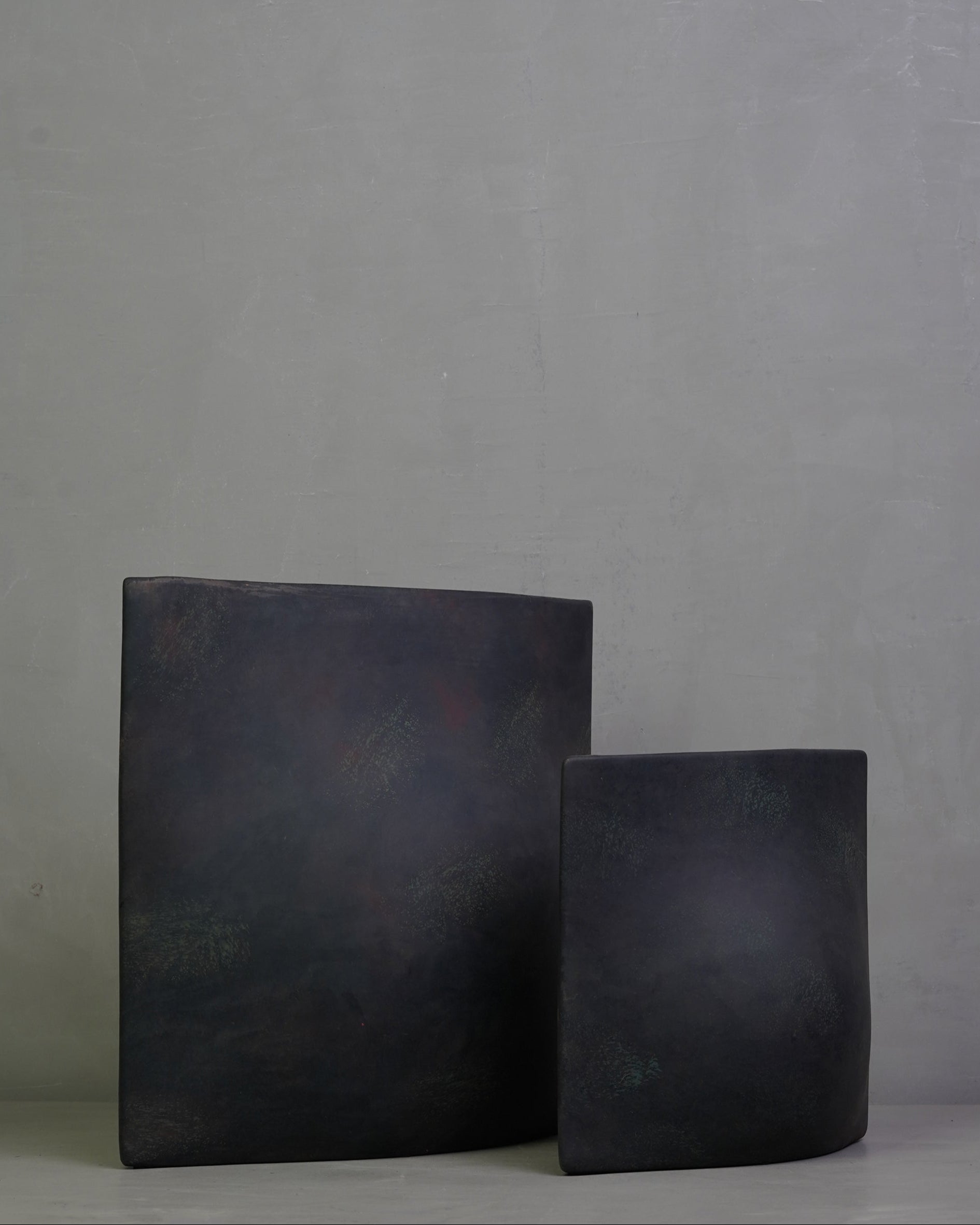 Shell Big  - Dark Grey